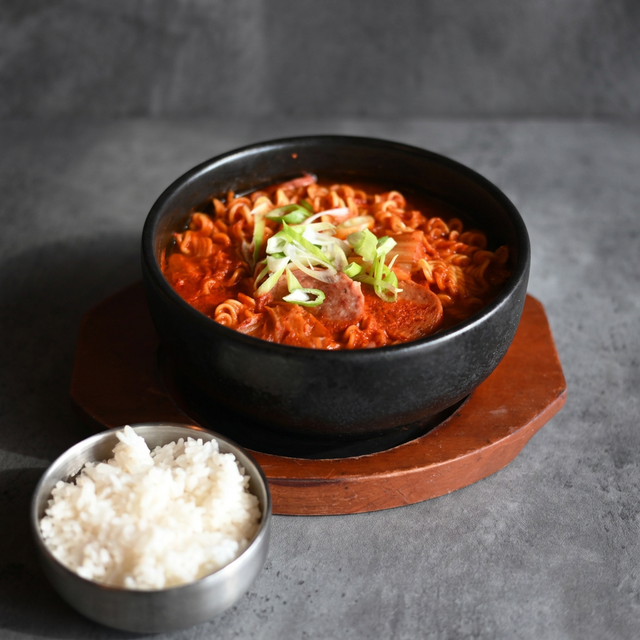 S32 Budae Jjigae.