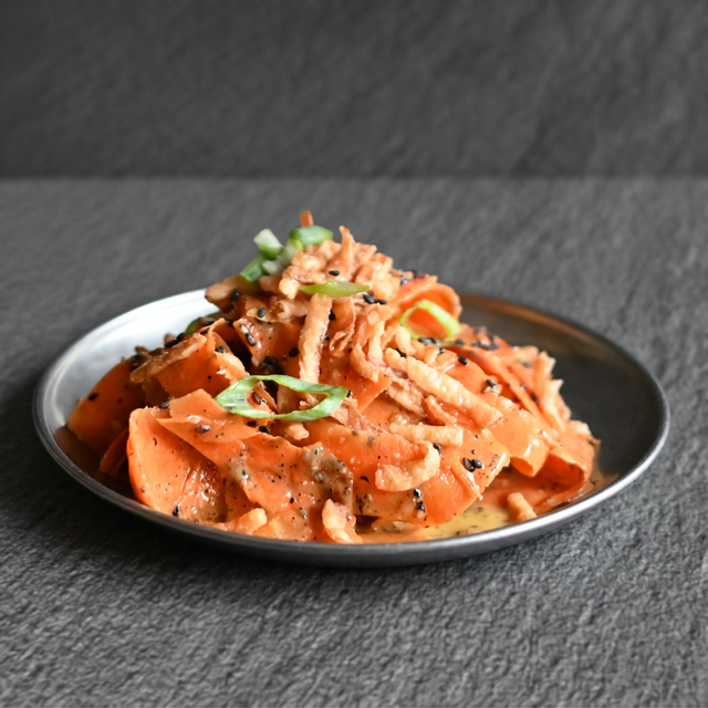 V20 Sesame Carrot Slaw.