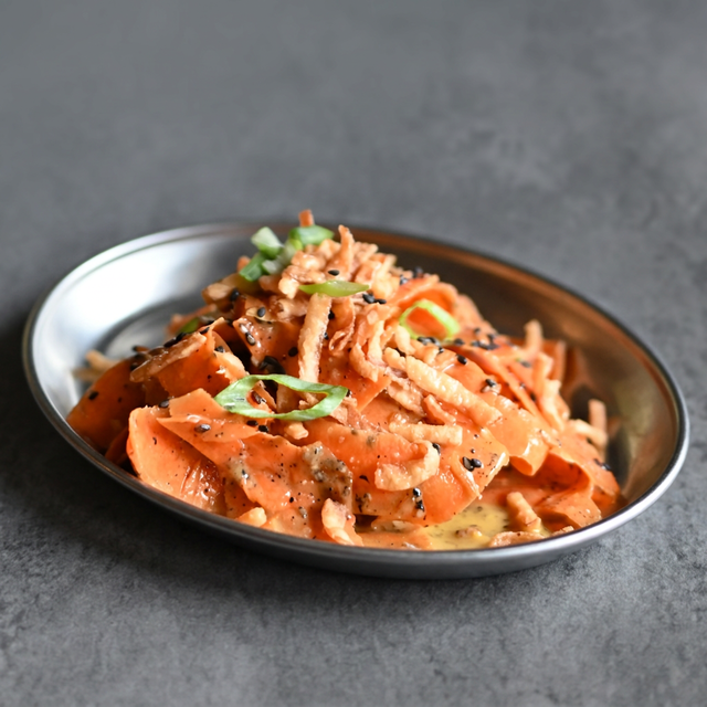 V20 Sesame Carrot Slaw.